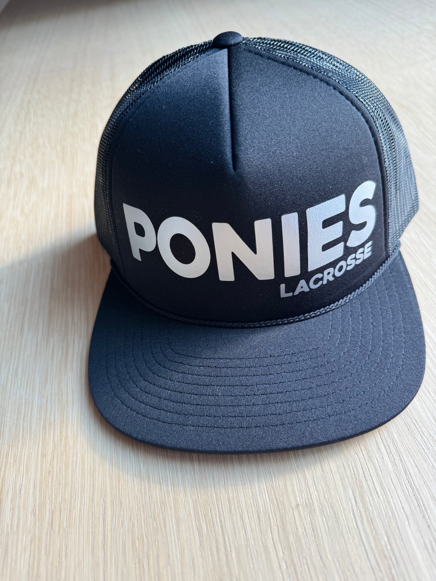 Chapeau de poneys de lacrosse de Stillwater